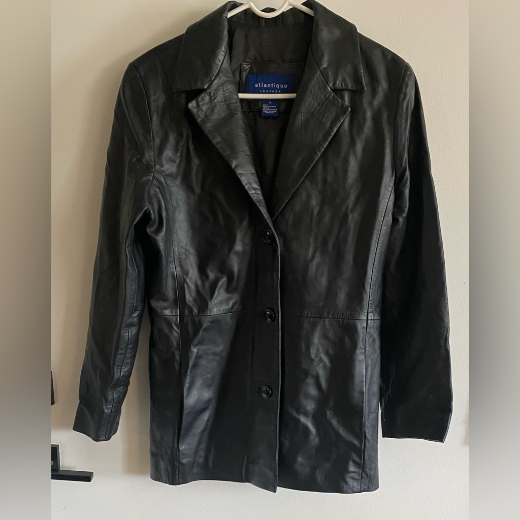 Antique Women's Classic Black Leather Jacket